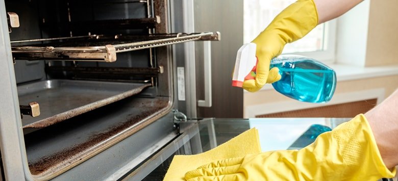 The Hidden Dangers of a Dirty Oven | Fantastic Services Australia