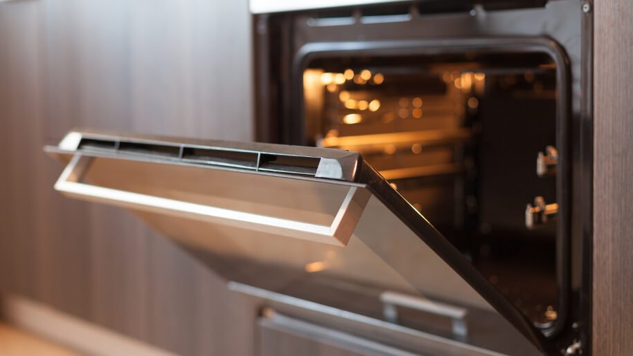 Why The Position Of Your Oven Racks Is Actually Important