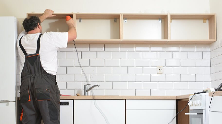 installing wall cabinets