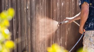 How to Paint Different Fences with a Spray Gun or a Roller