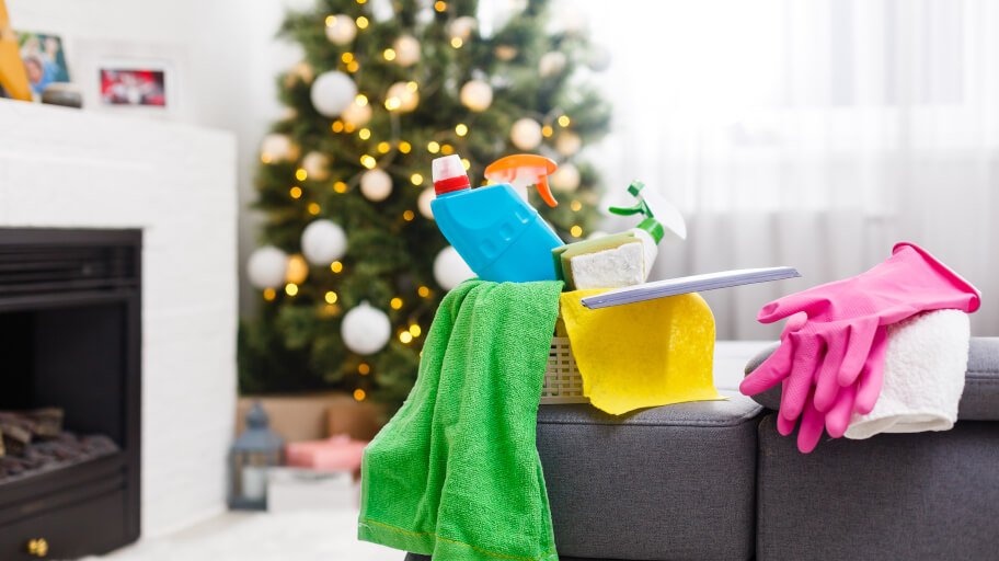 Christmas cleaning checklist