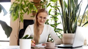 10 Best Office Plants to Boost Productivity in Australia